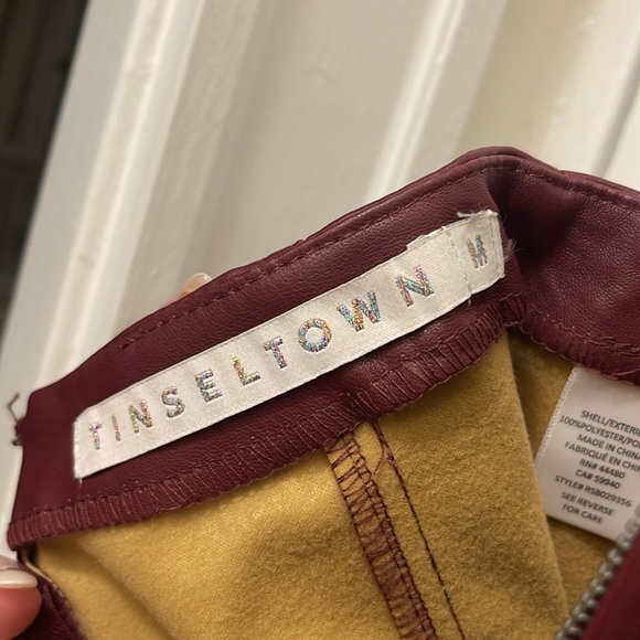 tinseltown burgandy leather skirt - Picture 3 of 3